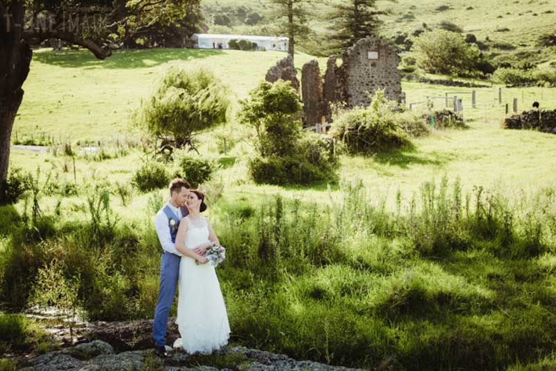 Tennille & Kraig's wedding @ Bush Bank NSW Melbourne wedding photography t-one image