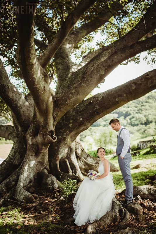 Tennille & Kraig's wedding @ Bush Bank NSW Melbourne wedding photography t-one image