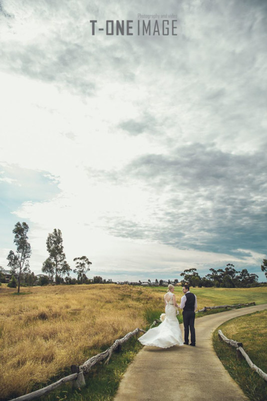 Terry & Jason's wedding @ Eynesbury Homestead & Golf VIC Melbourne wedding photography t-one image