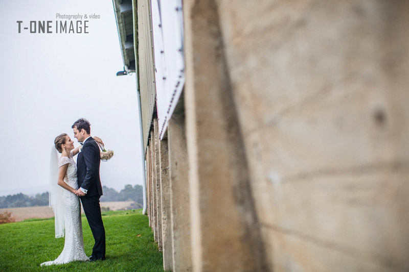 Kelly & Karl's wedding @ Zonzo Estate Yarra Valley VIC Melbourne wedding photography t-one image