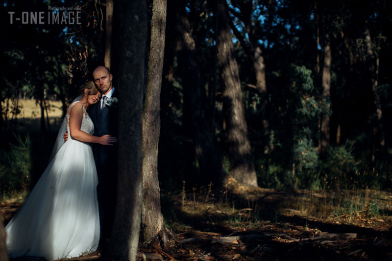 Andrew & Megan's wedding @ Cammeray Waters Woodend Vic melbourne wedding photography t-one image