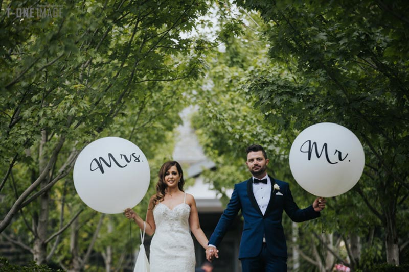 Michael & Danielle's wedding @ Meadowbank VIC Melbourne wedding photography t-one image