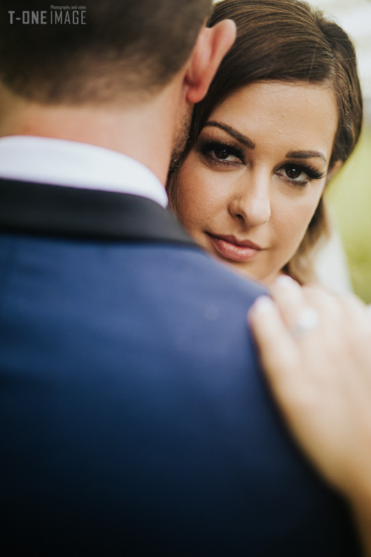 Michael & Danielle's wedding @ Meadowbank VIC Melbourne wedding photography t-one image