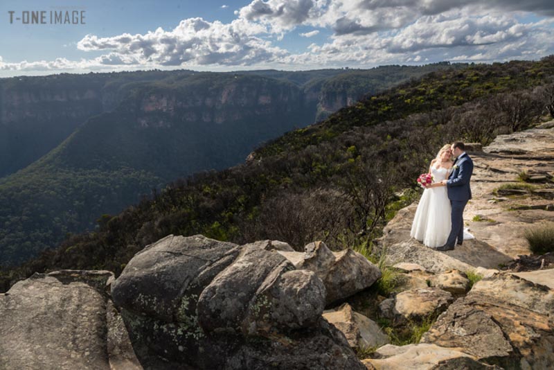 Jessica & Danny's wedding @ The Carrington Hotel NSW Melbourne wedding photography t-one image