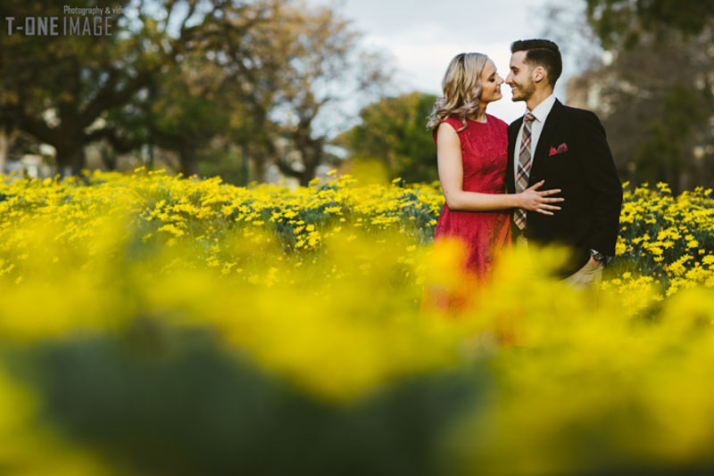 Ariana & Michael's engagement @ Melbourne VIC Melbourne engagement photography t-one image