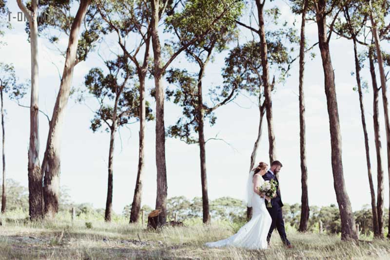 Julie & Steven's wedding @ Mount Macedon Winery VIC Melbourne wedding photography t-one image